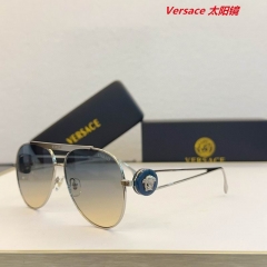 V.e.r.s.a.c.e. Sunglasses AAAA 10942