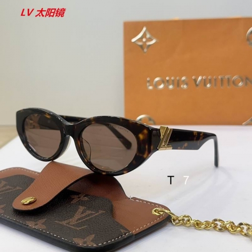 L...V... Sunglasses AAAA 12153