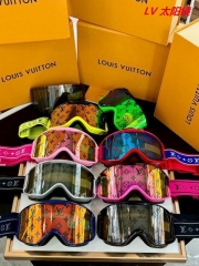L...V... Sunglasses AAAA 11778