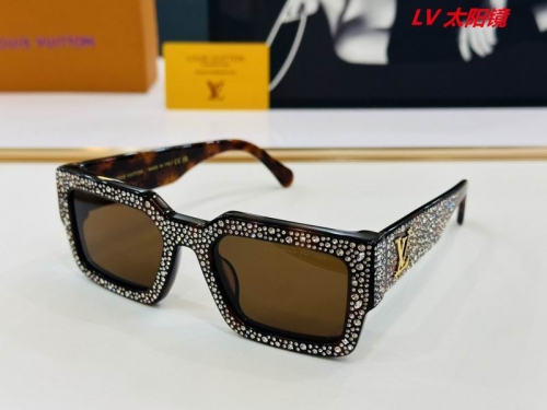 L...V... Sunglasses AAAA 11560