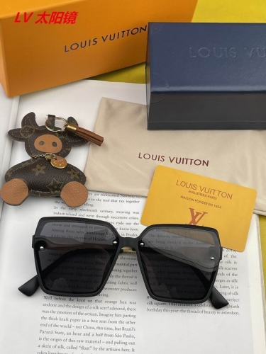 L...V... Sunglasses AAAA 10291