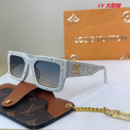 L...V... Sunglasses AAAA 11755