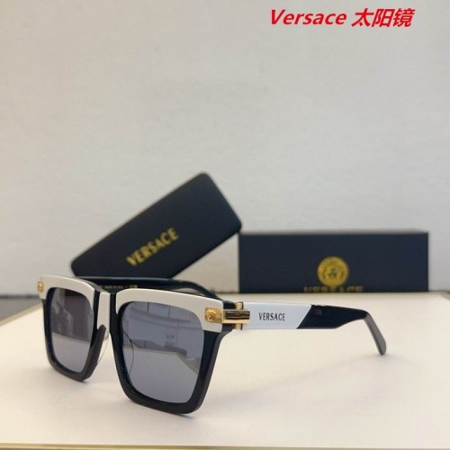 V.e.r.s.a.c.e. Sunglasses AAAA 11121