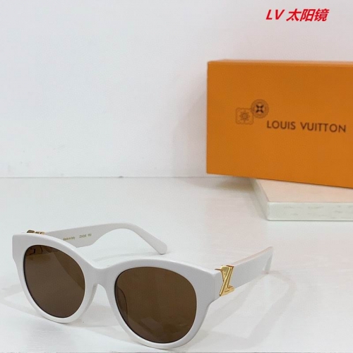 L...V... Sunglasses AAAA 11466