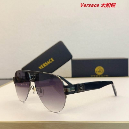 V.e.r.s.a.c.e. Sunglasses AAAA 10918