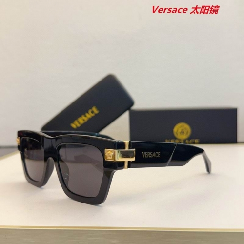 V.e.r.s.a.c.e. Sunglasses AAAA 10926