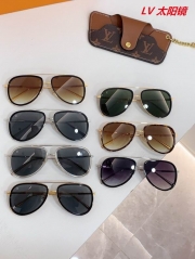 L...V... Sunglasses AAAA 10766