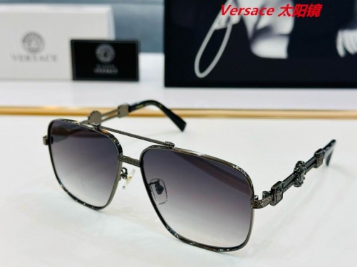 V.e.r.s.a.c.e. Sunglasses AAAA 10009