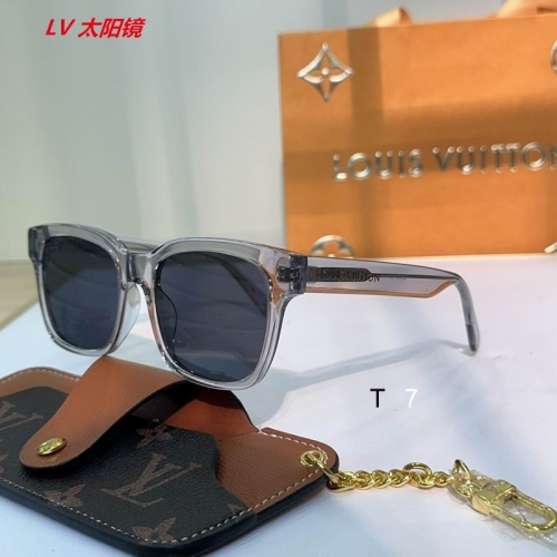 L...V... Sunglasses AAAA 12168