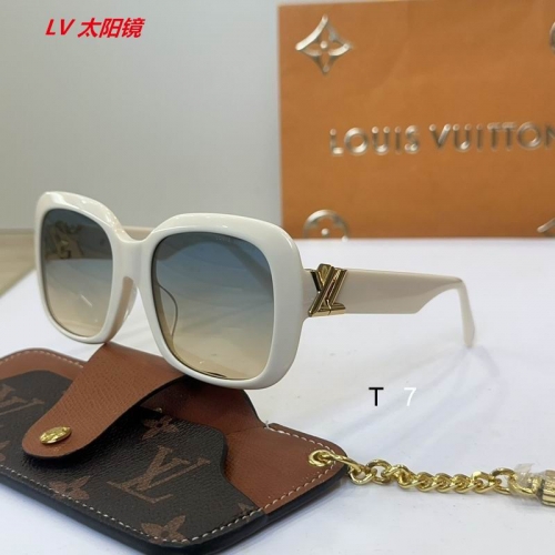 L...V... Sunglasses AAAA 12158