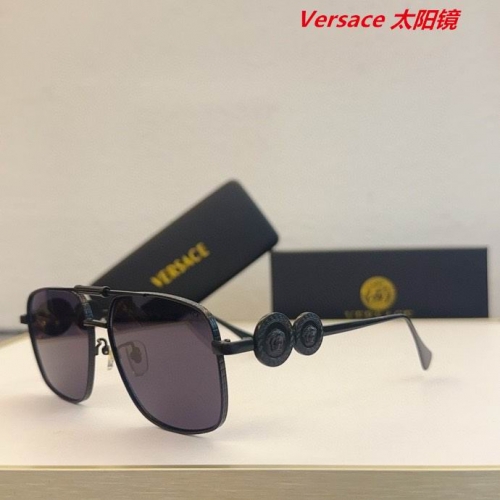 V.e.r.s.a.c.e. Sunglasses AAAA 10864