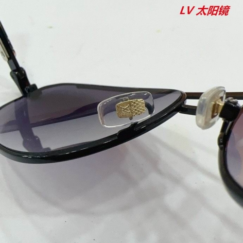 L...V... Sunglasses AAAA 10884