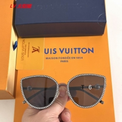 L...V... Sunglasses AAAA 12300