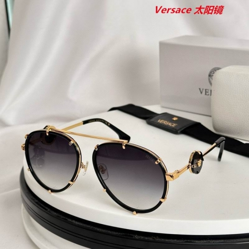 V.e.r.s.a.c.e. Sunglasses AAAA 10374