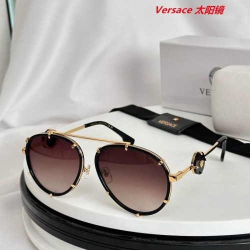 V.e.r.s.a.c.e. Sunglasses AAAA 10372