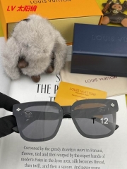 L...V... Sunglasses AAAA 10055