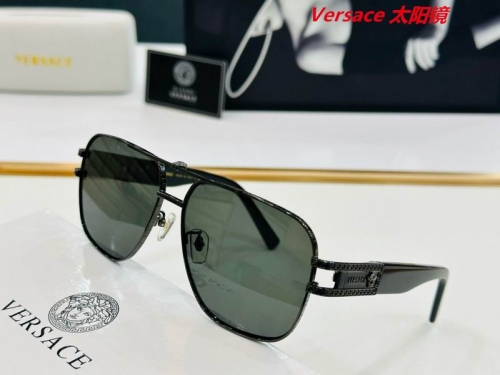 V.e.r.s.a.c.e. Sunglasses AAAA 10077