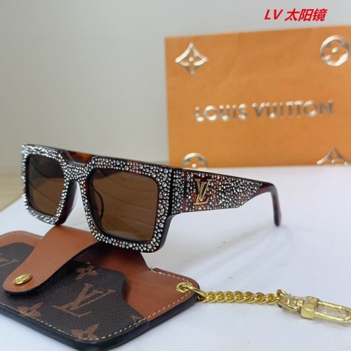 L...V... Sunglasses AAAA 11758