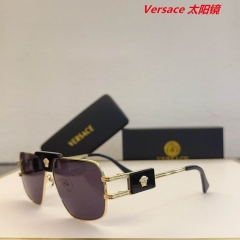 V.e.r.s.a.c.e. Sunglasses AAAA 11112