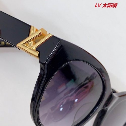 L...V... Sunglasses AAAA 11471