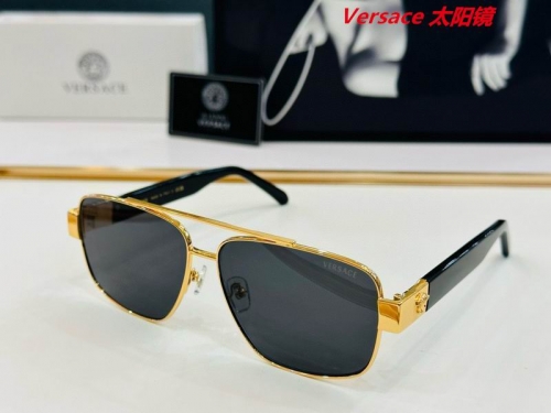 V.e.r.s.a.c.e. Sunglasses AAAA 10293