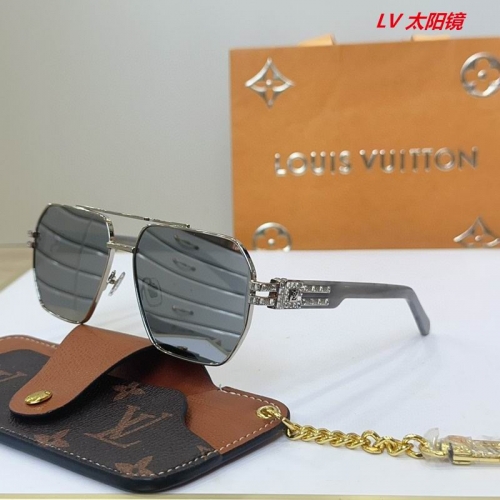 L...V... Sunglasses AAAA 11694