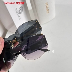 V.e.r.s.a.c.e. Sunglasses AAAA 11154