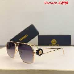 V.e.r.s.a.c.e. Sunglasses AAAA 10833