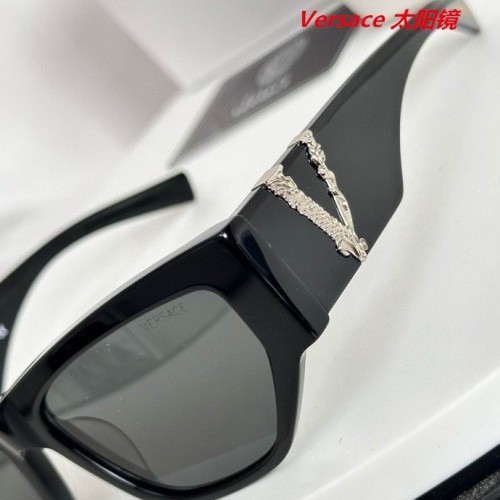 V.e.r.s.a.c.e. Sunglasses AAAA 10421