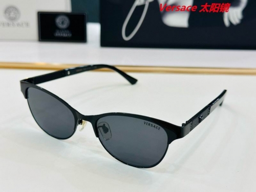 V.e.r.s.a.c.e. Sunglasses AAAA 10323