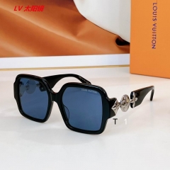 L...V... Sunglasses AAAA 12333