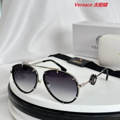 V.e.r.s.a.c.e. Sunglasses AAAA 10377