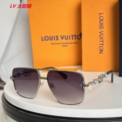 L...V... Sunglasses AAAA 12539