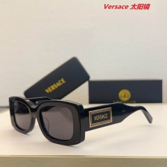 V.e.r.s.a.c.e. Sunglasses AAAA 10900