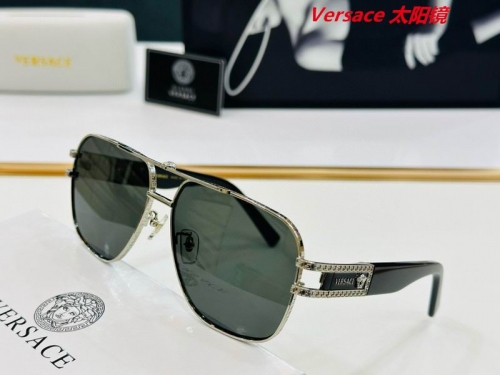 V.e.r.s.a.c.e. Sunglasses AAAA 10079