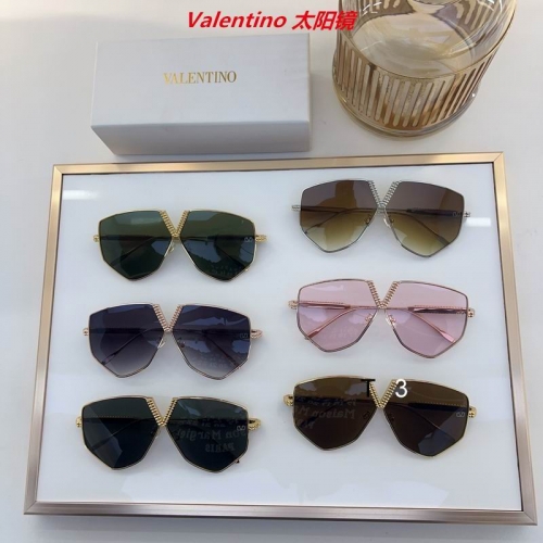 V.a.l.e.n.t.i.n.o. Sunglasses AAAA 10071