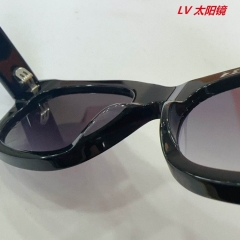 L...V... Sunglasses AAAA 10920