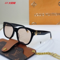 L...V... Sunglasses AAAA 12592
