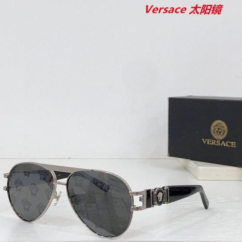 V.e.r.s.a.c.e. Sunglasses AAAA 10991