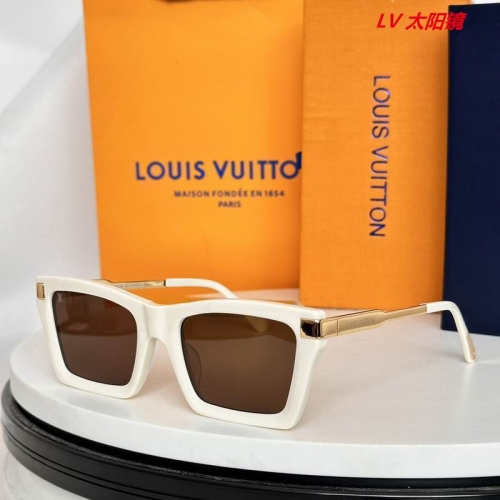 L...V... Sunglasses AAAA 11956