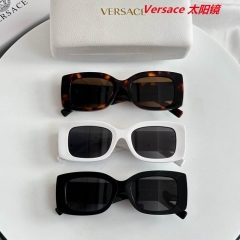 V.e.r.s.a.c.e. Sunglasses AAAA 10428