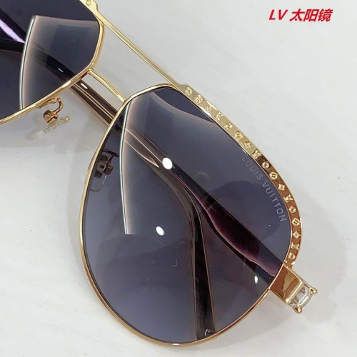 L...V... Sunglasses AAAA 11083