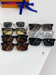 L...V... Sunglasses AAAA 12392