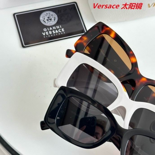 V.e.r.s.a.c.e. Sunglasses AAAA 10432