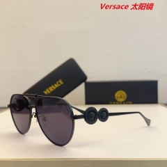 V.e.r.s.a.c.e. Sunglasses AAAA 10870