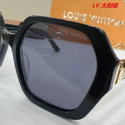 L...V... Sunglasses AAAA 10893