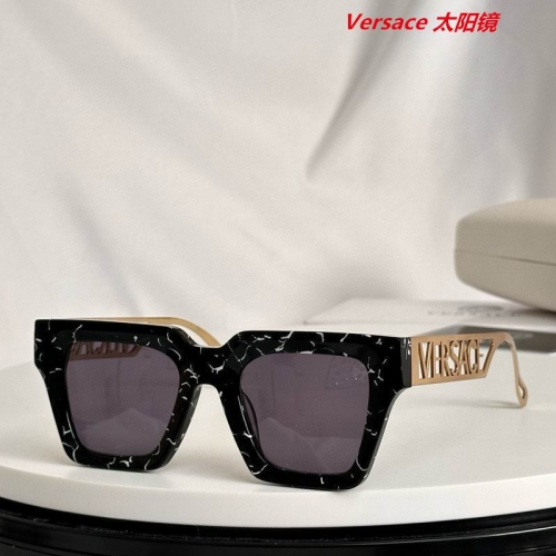 V.e.r.s.a.c.e. Sunglasses AAAA 10383