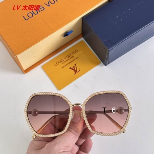 L...V... Sunglasses AAAA 12308