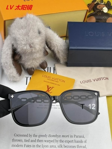 L...V... Sunglasses AAAA 10464