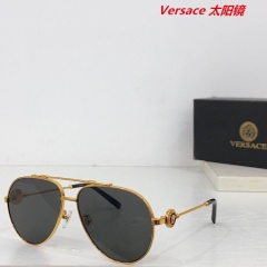 V.e.r.s.a.c.e. Sunglasses AAAA 11085